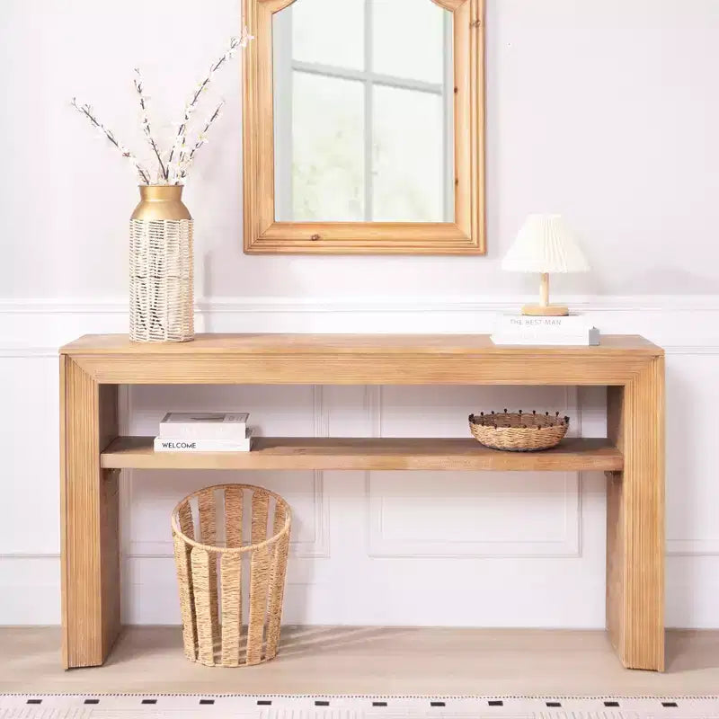 Consolle in legno Oakmere Farmhouse con ripiano portaoggetti GDFStudio