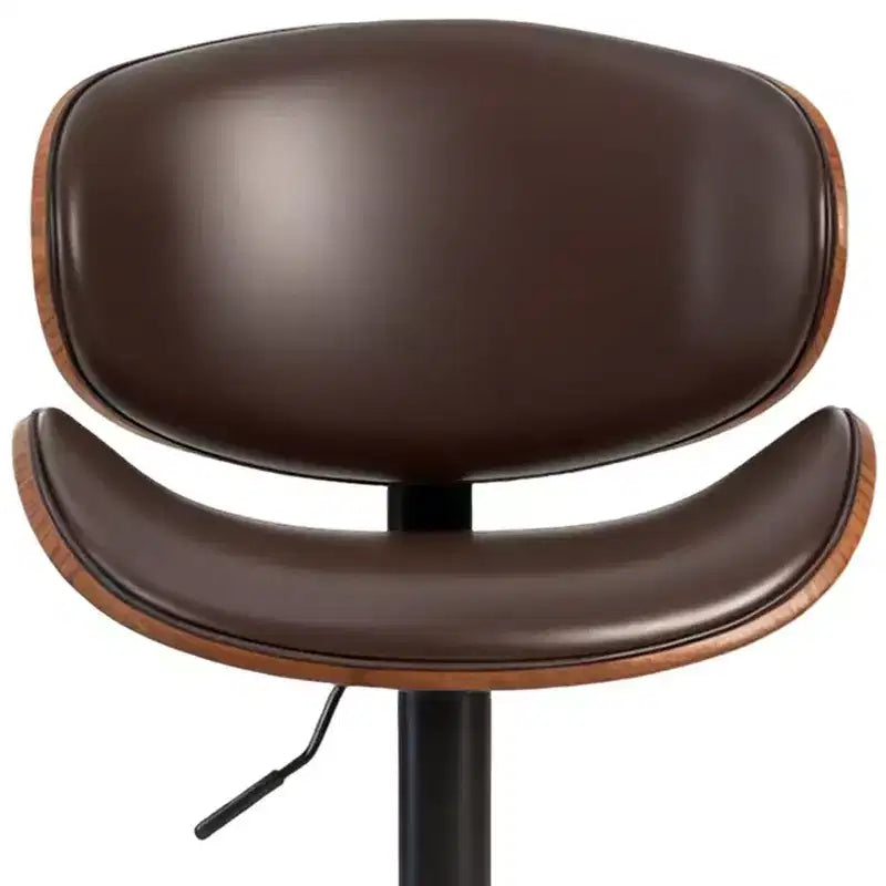 HomeRoots Set di Due Sgabelli da Bar Girevoli Regolabili in Altezza in Similpelle Marrone e Nera con Struttura in Legno e Alluminio