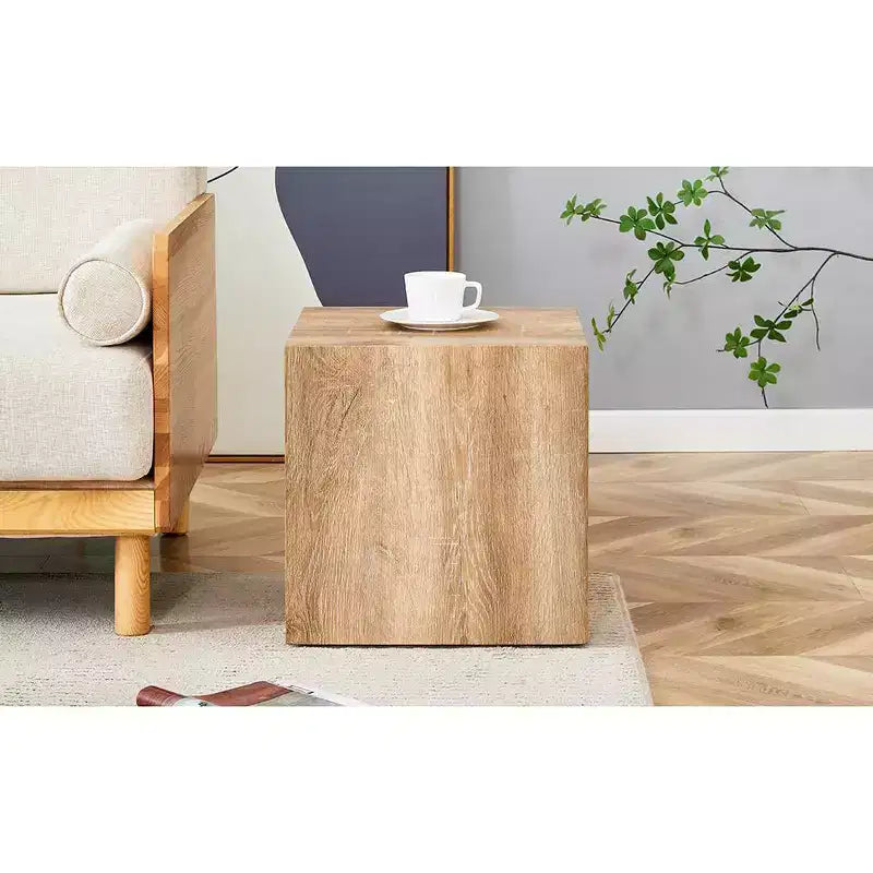 Tavolino da caffè in MDF color legno chiaro da 15,7 pollici, Tavolino d'appoggio quadrato minimalista dalla texture liscia, senza montaggio, per soggiorno