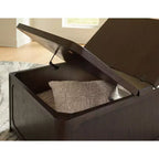 Tavolino da caffè Signature Design by Ashley Breckington con piano sollevabile, marrone scuro con contenitore a baule