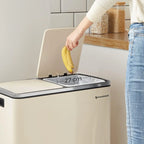 SONGMICS Pattumiera Doppia, 60L (16 Gallon) Contenitore per la Spazzatura in Acciaio Inossidabile, Mandorla