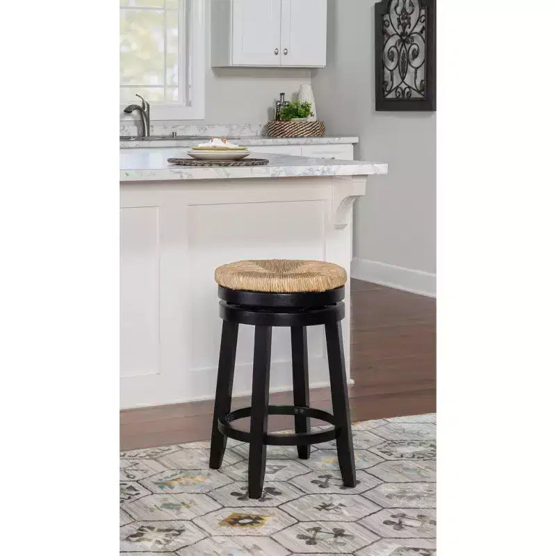 Sgabello da bar senza schienale Noah Swivel, altezza bancone - Powell