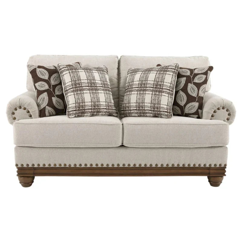 Divanetto tradizionale marrone grano con borchie decorative