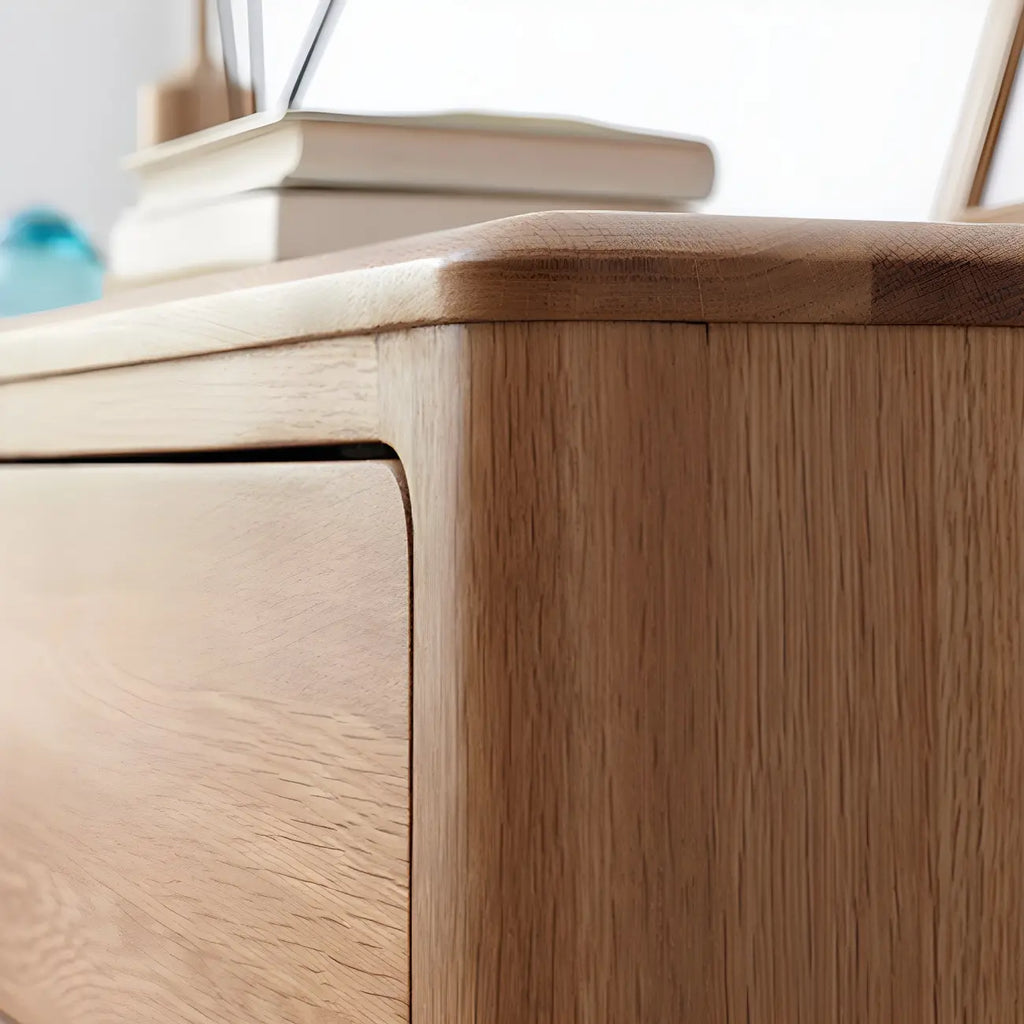 Comò doppio tradizionale in legno di rovere naturale per camera da letto