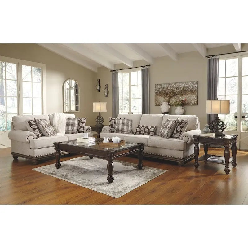 Divanetto tradizionale marrone grano con borchie decorative