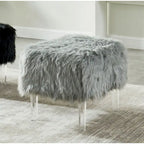 Pouf Andral Contemporaneo in Pelliccia Sintetica Acrilica di Silver Orchid