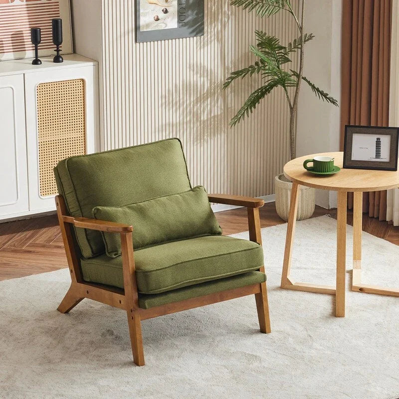 Poltrona d'accento rivestita in misto lino con gambe in legno e un cuscino, beige