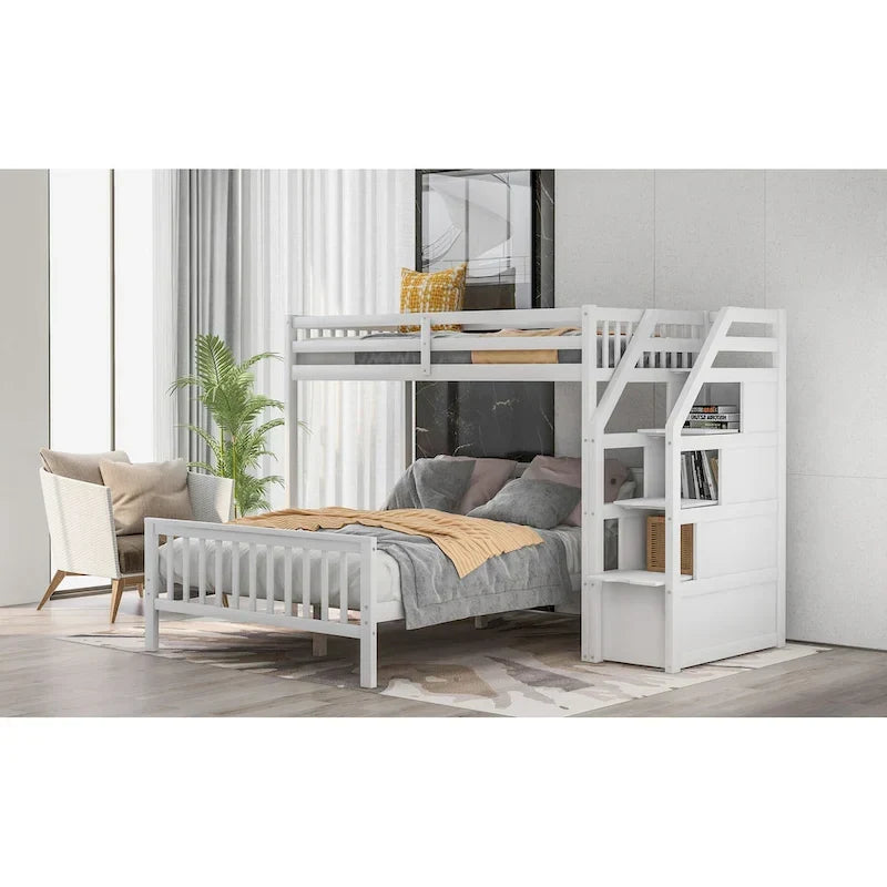 Letto a soppalco in legno per due persone con scale, sponde alte e scaletta